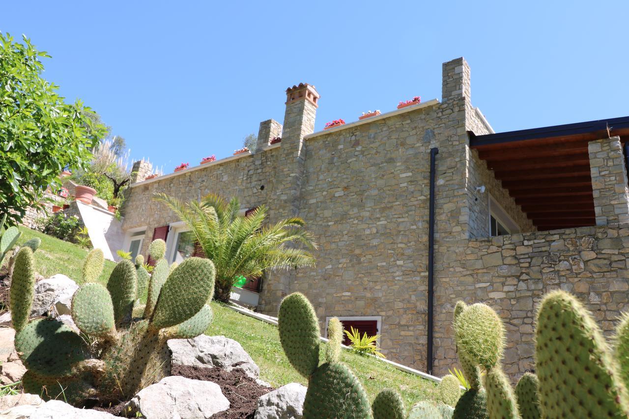 Bed and Breakfast La Cascata Negli Ulivi Toscolano-Maderno Exterior foto